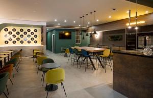 moody smart and comfy hotel