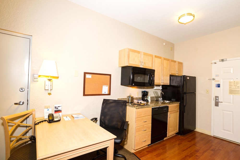 candlewood suites ft myers i 75 by ihg