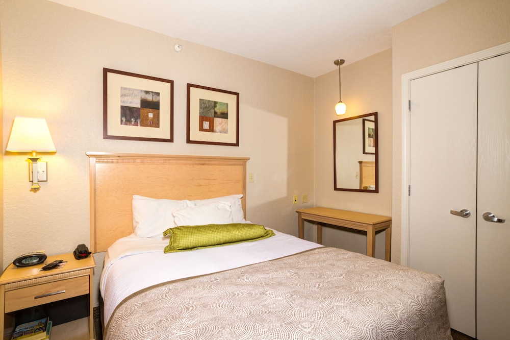 candlewood suites ft myers i 75 by ihg