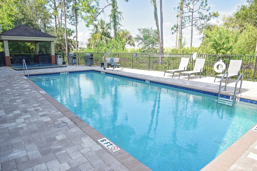 candlewood suites ft myers i 75 by ihg