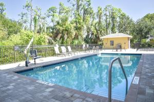 Candlewood Suites Ft Myers I-75 By Ihg,,3 star