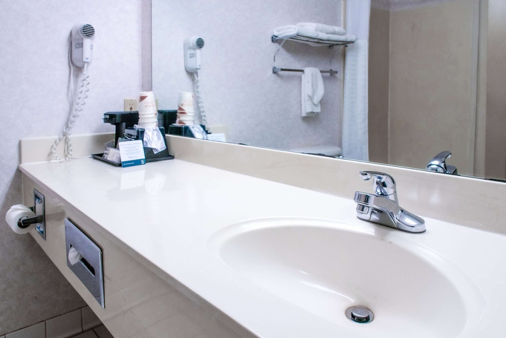 quality inn moore oklahoma city