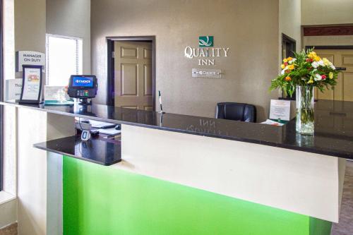 Quality Inn Moore - Oklahoma City,Near First Christian Church,3 star