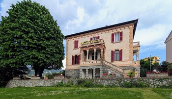 hotel villa fieschi