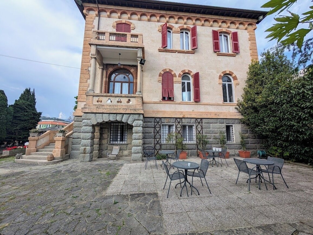hotel villa fieschi