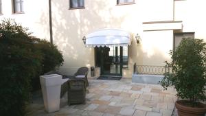 Villa Nabila,Reggio Emilia>>Parma,3 star