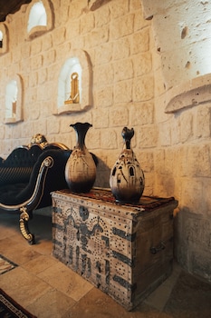 hu of cappadocia