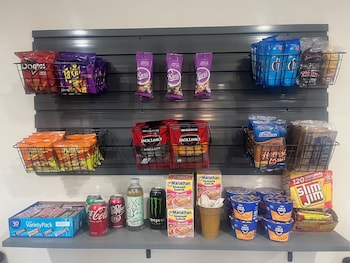 ocotillo apartments and hotel