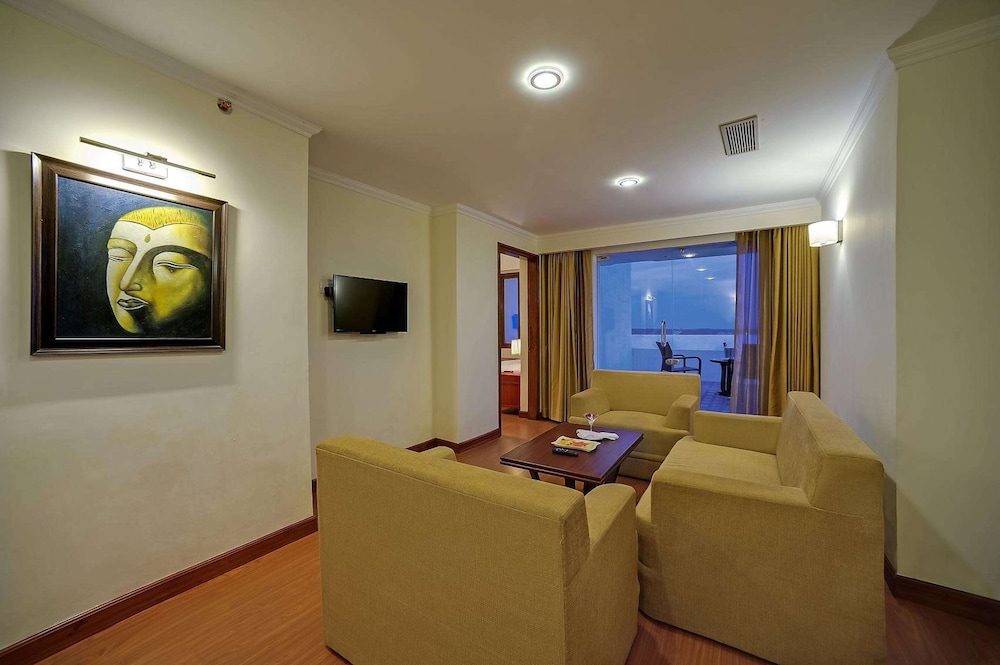 royal sarovar portico siliguri