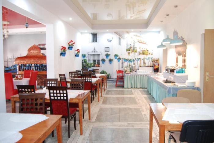 amigo hotel