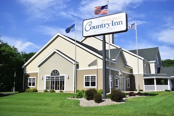 Country Inn River Falls,Near University Of Wisconsin River Falls,2 star
