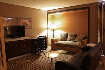 La Crystal Hotel - Los Angeles Area,123 E Artesia Blvd,3 star