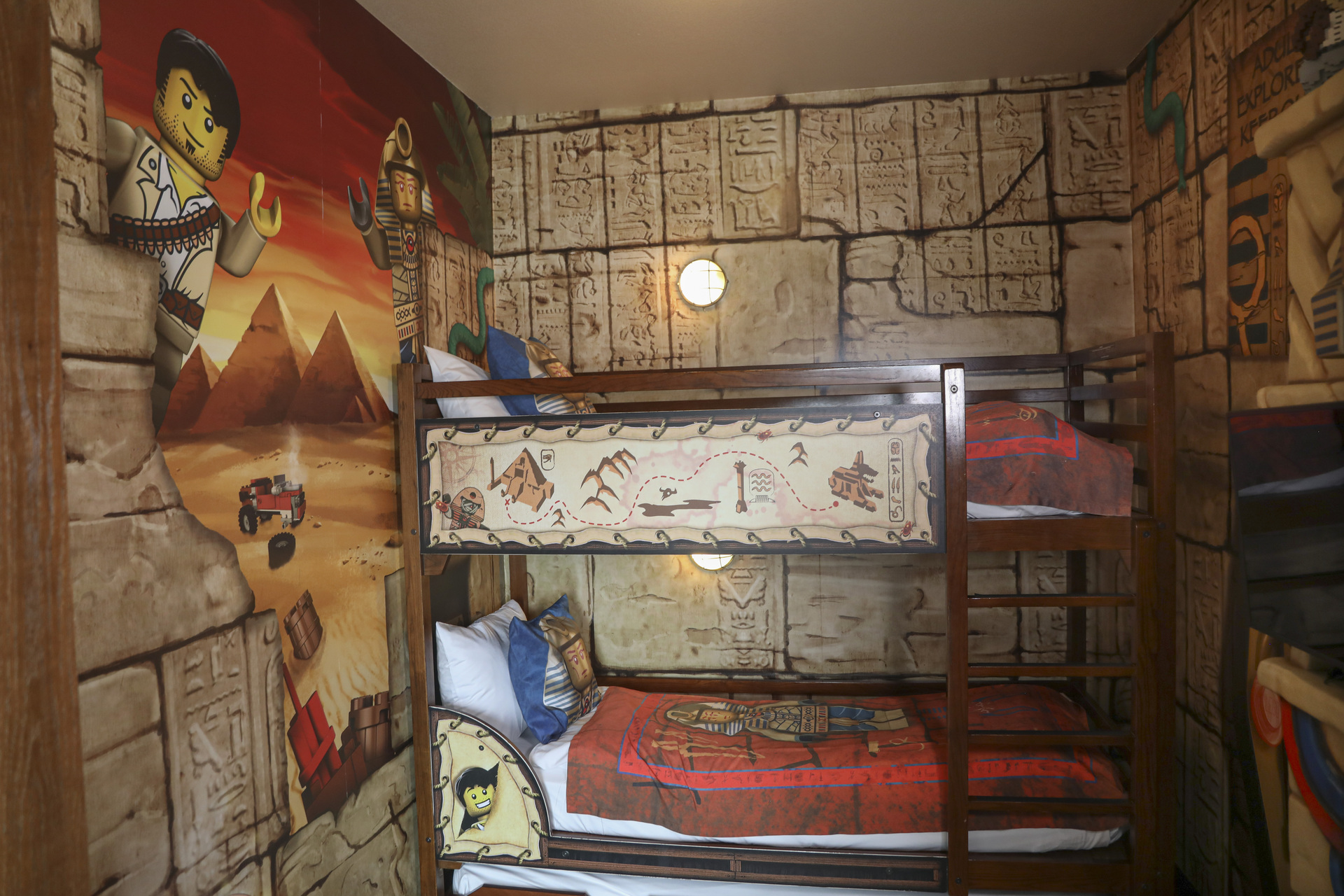 Legoland California Hotel,,2 star