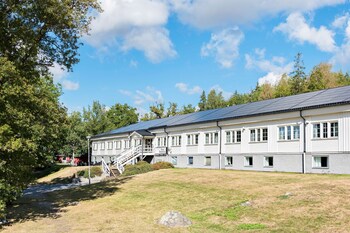 sure hotel by best western vilsta sporthotell