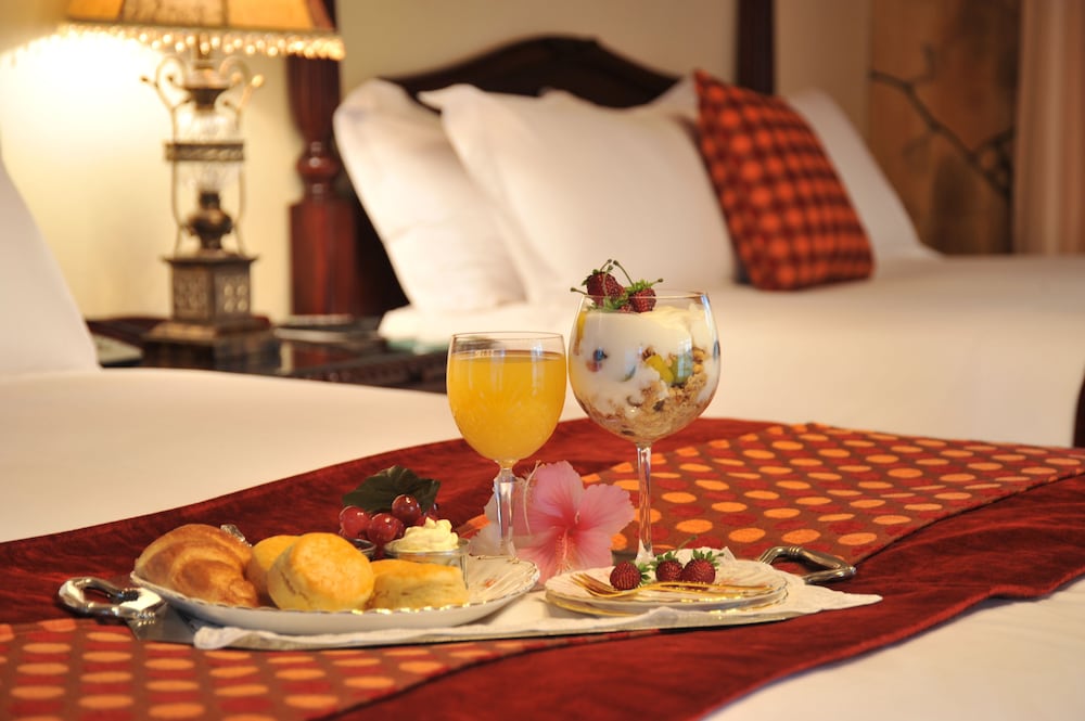 summerfield luxury resort and botanical garden