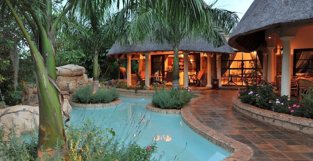 summerfield luxury resort and botanical garden