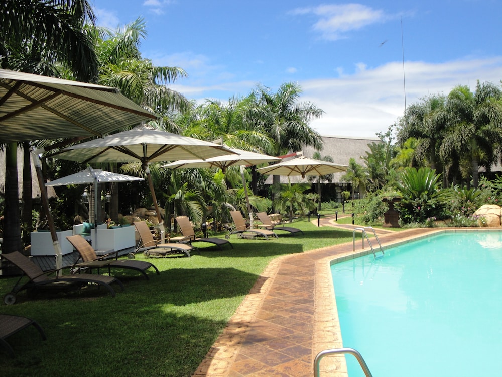 summerfield luxury resort and botanical garden