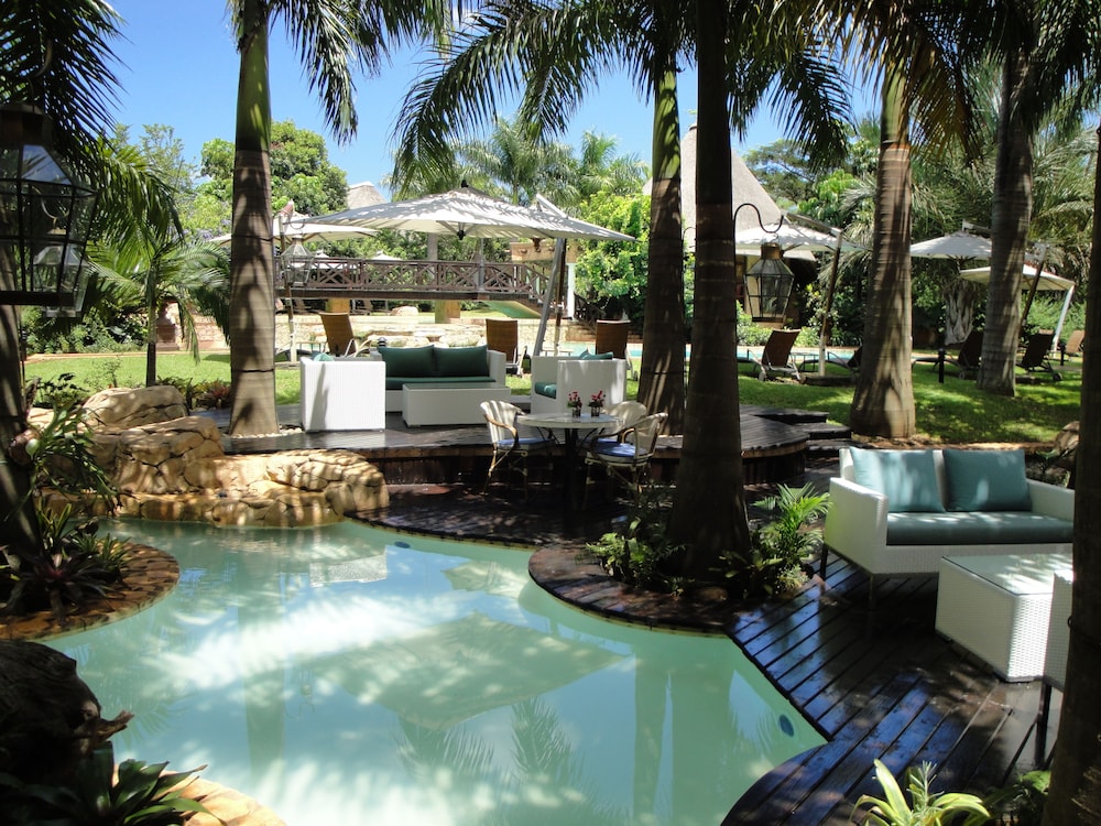 summerfield luxury resort and botanical garden