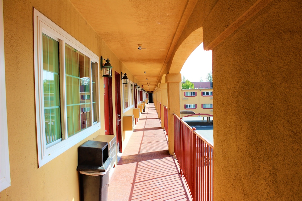 roy inn suites a sacramento midtown