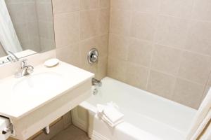 roy inn suites a sacramento midtown