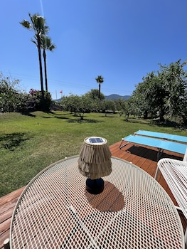 grenadine lodge