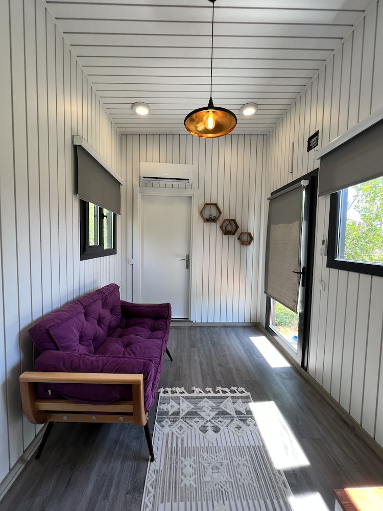 grenadine lodge