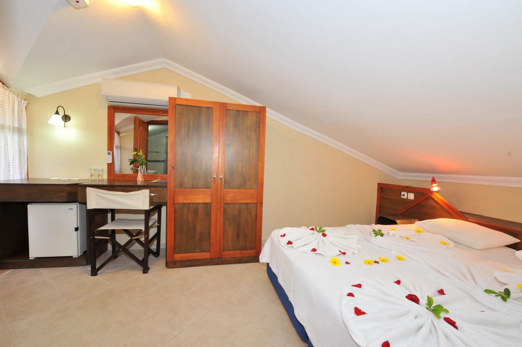 grenadine lodge