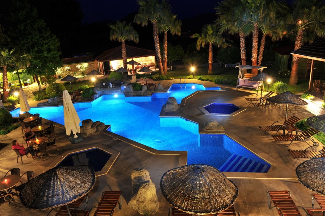 grenadine lodge