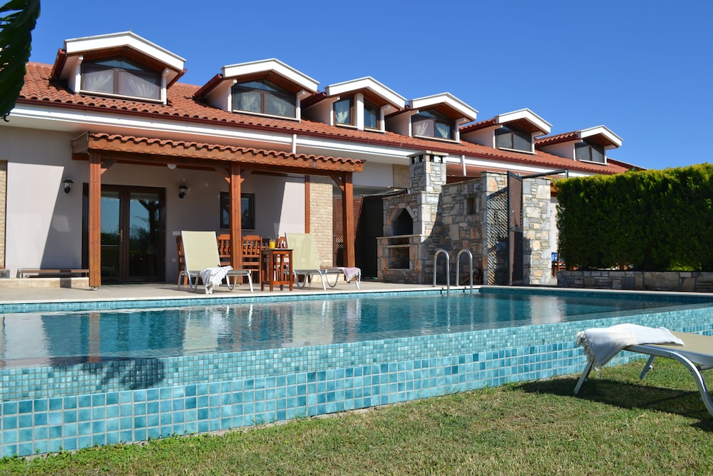 grenadine lodge