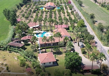 grenadine lodge