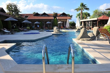 grenadine lodge