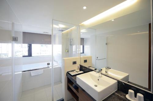 guide hotel taipei bade