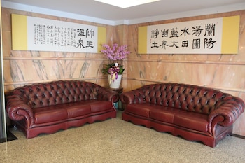 barons hot spring hotel