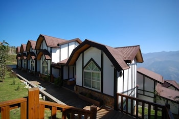 Sea Of Clouds Vacation Villa,Near Cingjing Farm,3 star