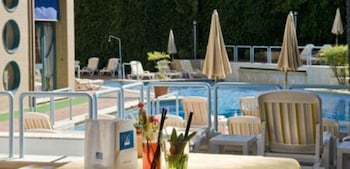 aldrovandi residence city suites