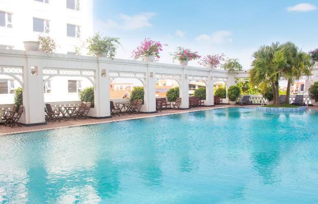 pearl river hotel