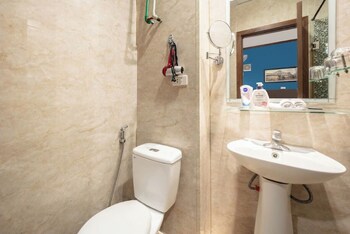 a25 hotel 26 hang non