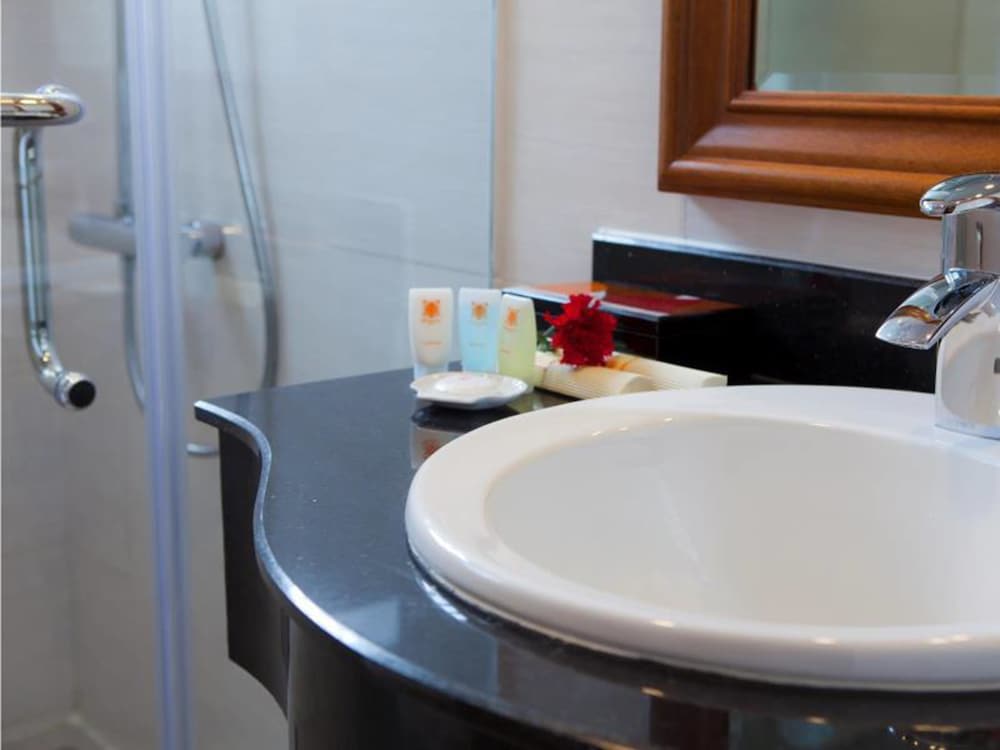 a25 hotel 26 hang non