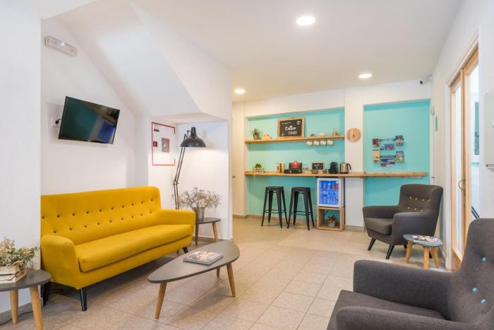 hostal jume urban rooms