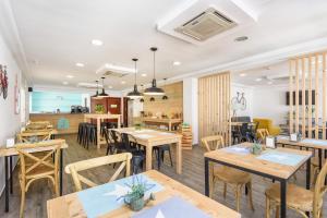 hostal jume urban rooms