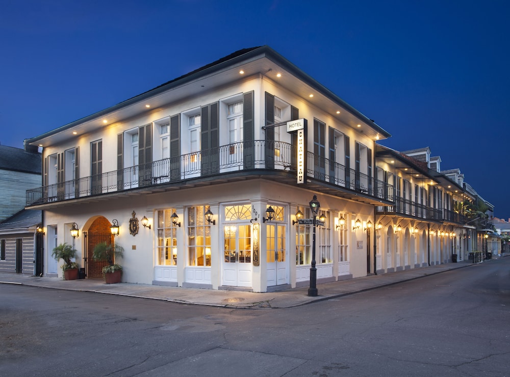 chateau hotel