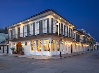 chateau hotel