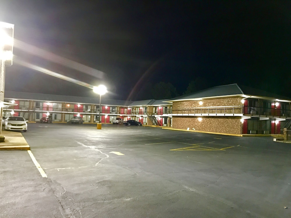 American Inn,Calhoun County>>Anniston,3 star