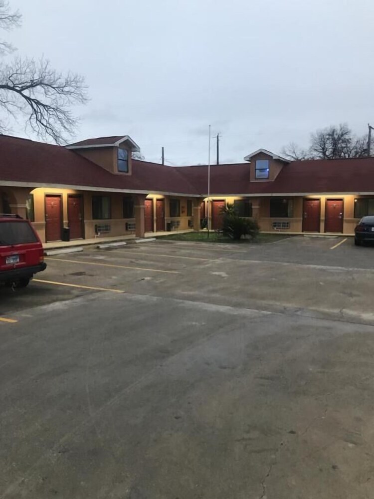 southtown sa inn
