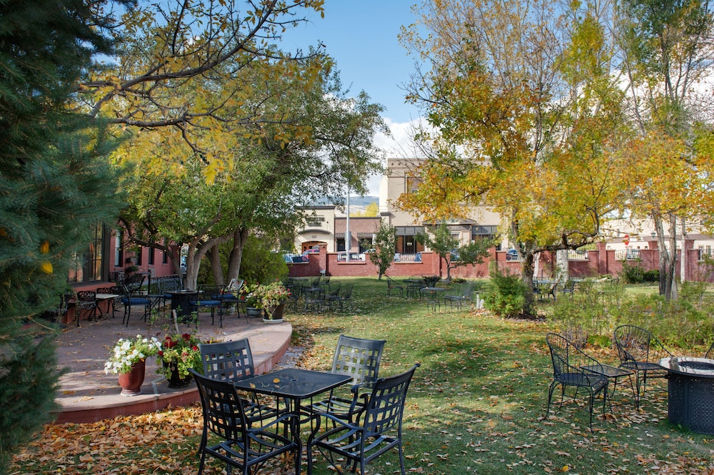 chamberlin inn cody