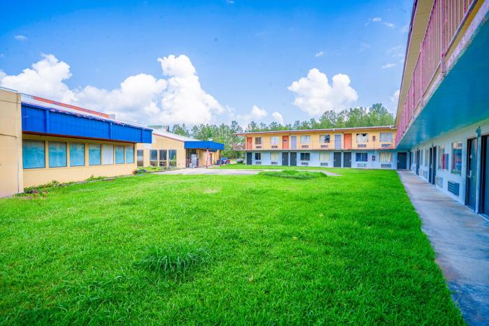 economy inn by oyo livingston tx hwy 59