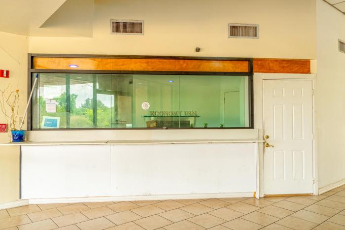 economy inn by oyo livingston tx hwy 59