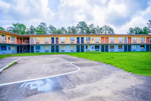 economy inn by oyo livingston tx hwy 59