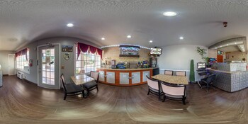 Carolina Lodge,Williston>>Barnwell,2 star