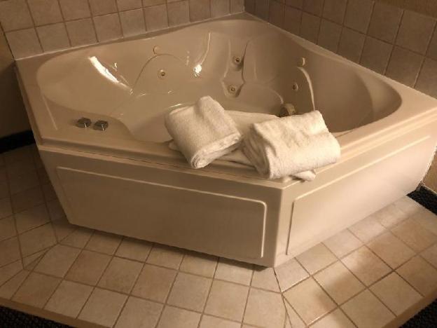 boarders inn and suites by cobblestone hotels fayette